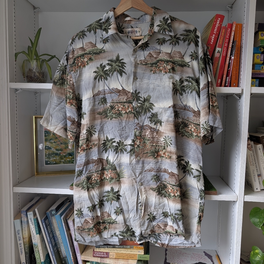 Vintage Men's Shirt Hawaiian Button Up Short Sleeve Size Medium Tropical Summer